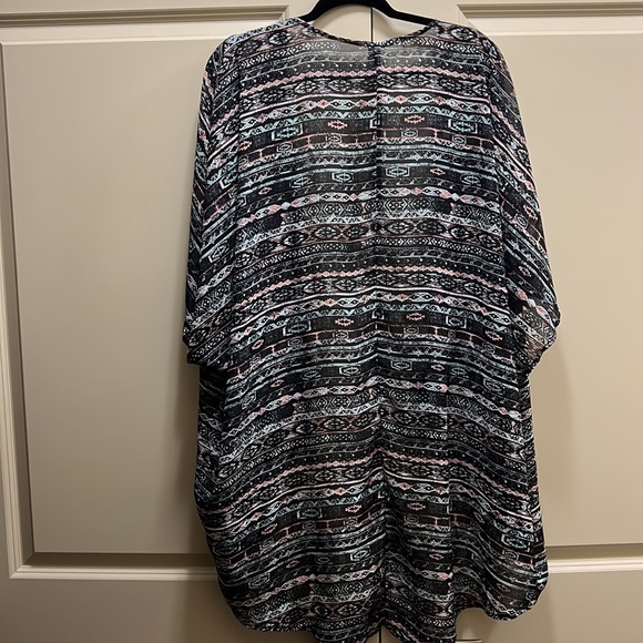 No Boundaries Multi-Color Fly Away Cardigan Size XXL - Picture 7 of 10